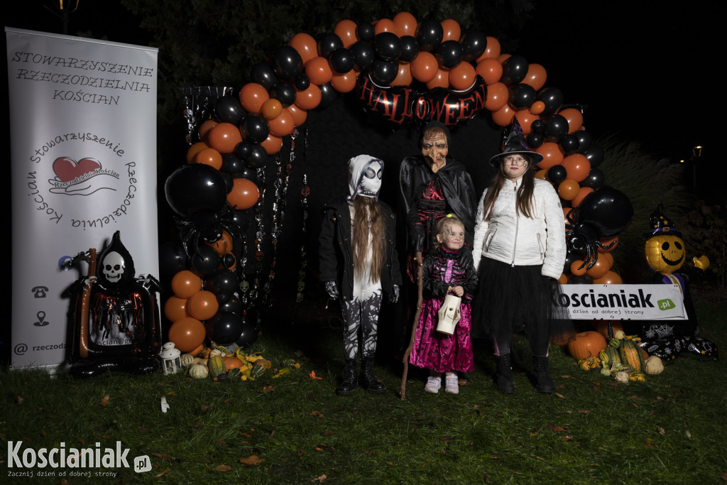 Halloweenowa fotościanka Kościaniaka