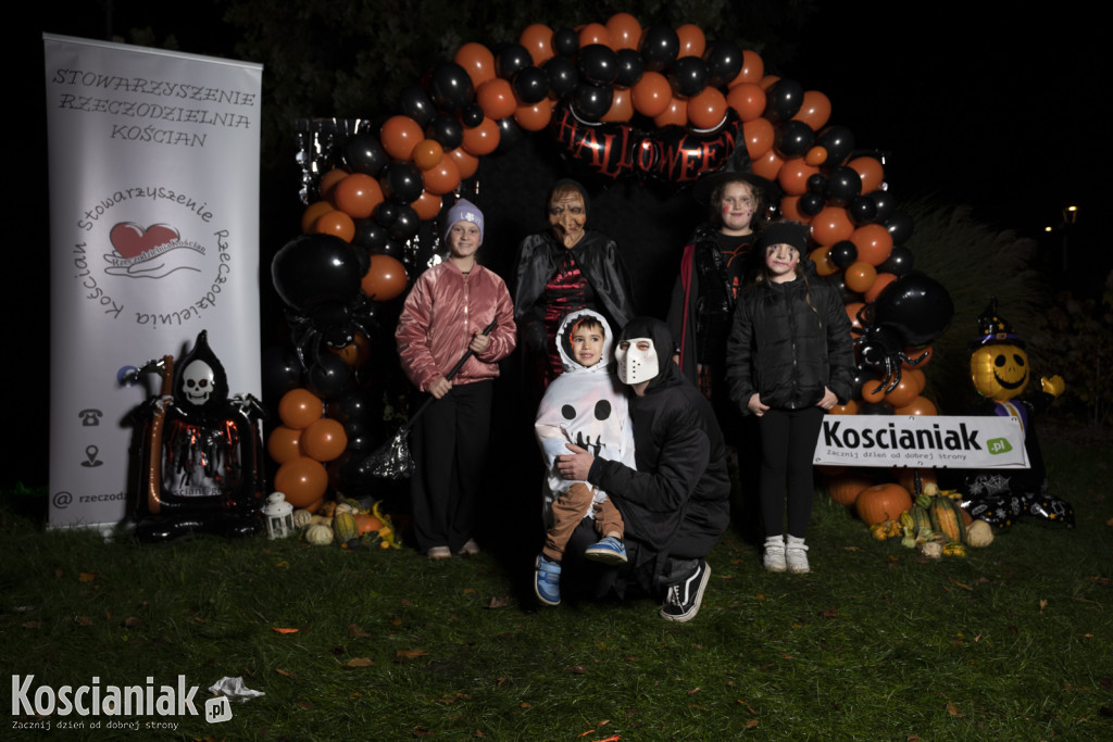 Halloweenowa fotościanka Kościaniaka