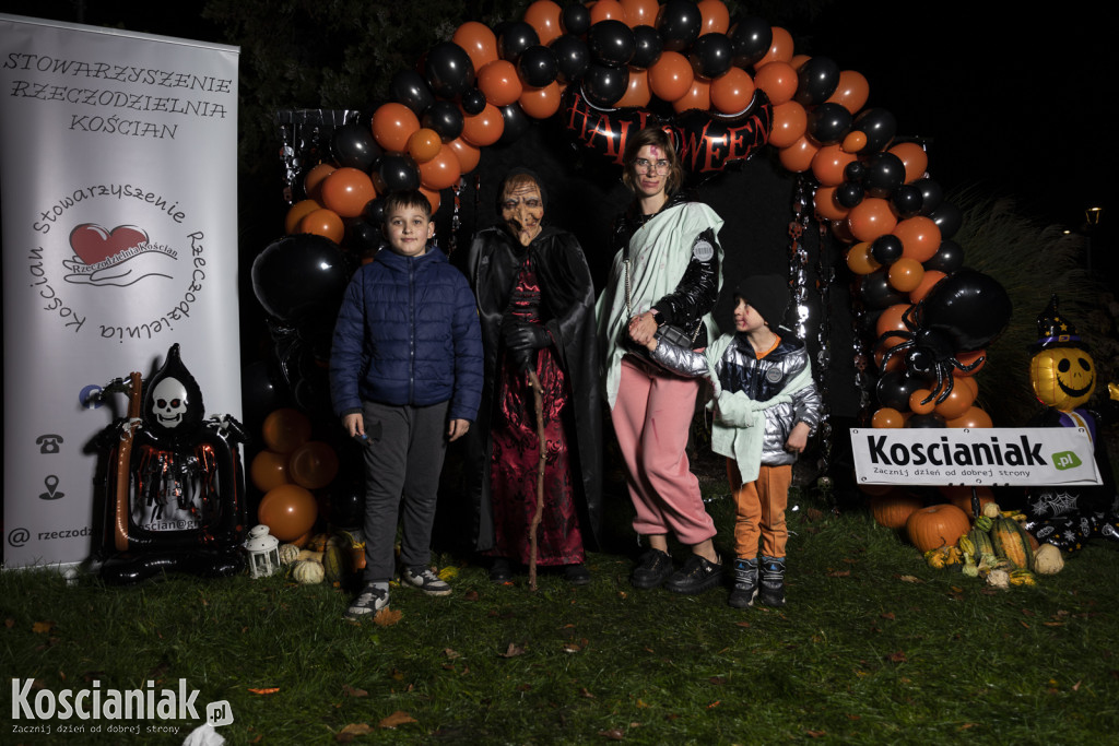 Halloweenowa fotościanka Kościaniaka