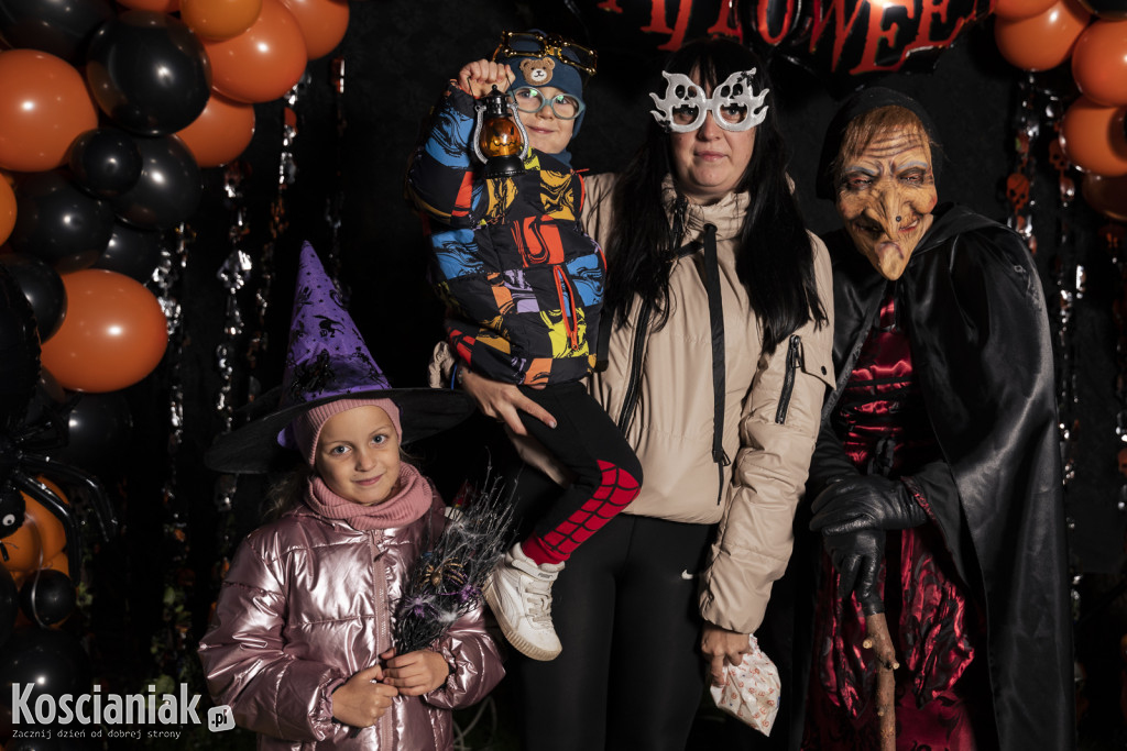 Halloweenowa fotościanka Kościaniaka