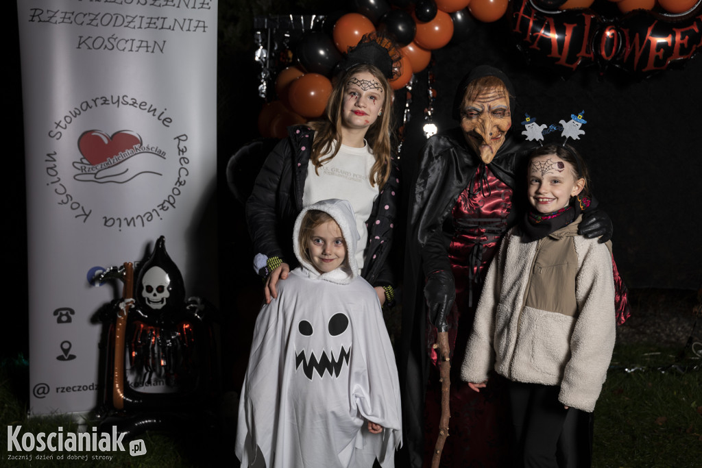 Halloweenowa fotościanka Kościaniaka