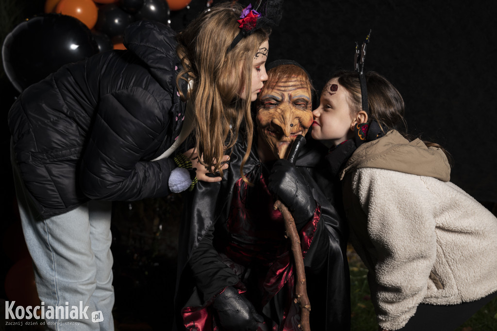 Halloweenowa fotościanka Kościaniaka