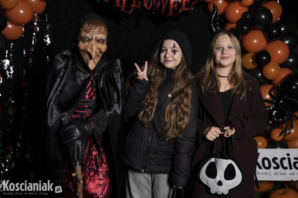 Halloweenowa fotościanka Kościaniaka