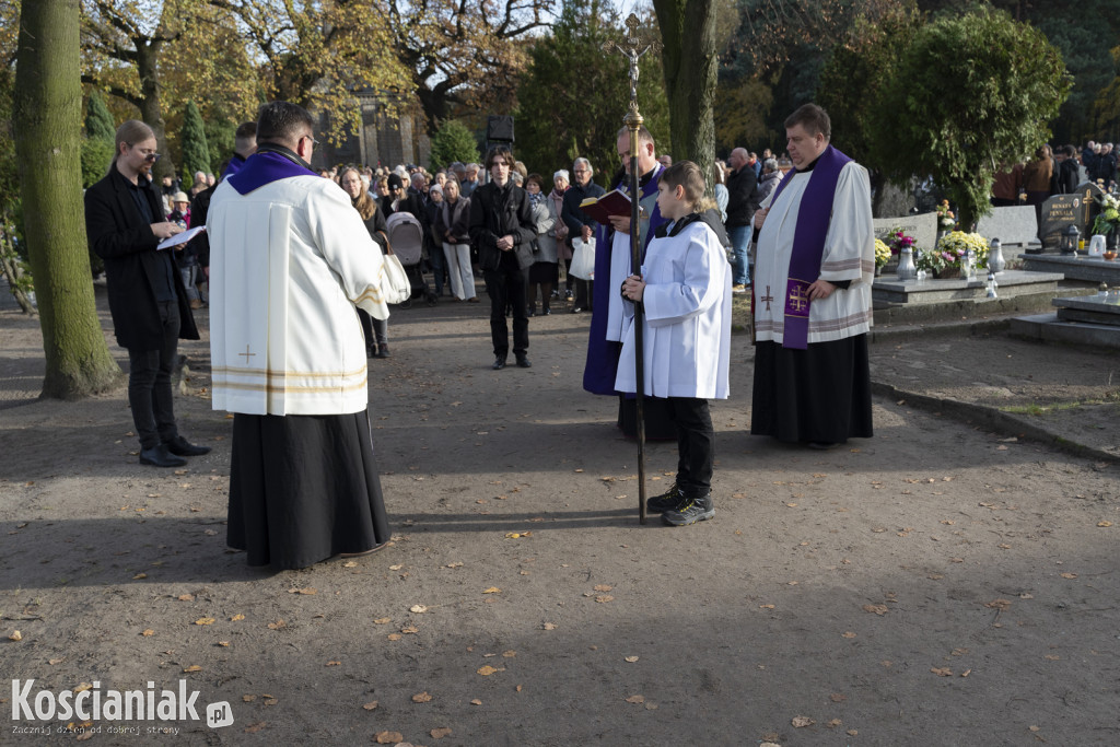 Uroczystość Wszystkich Świętych na kościańskich cmentarzach