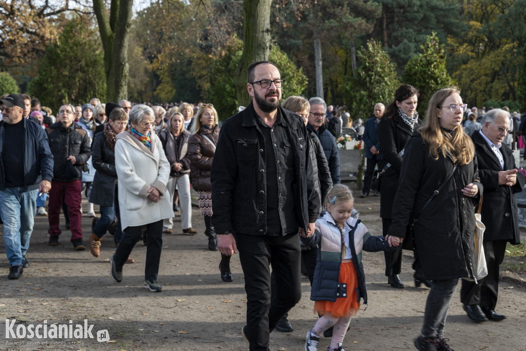 Uroczystość Wszystkich Świętych na kościańskich cmentarzach