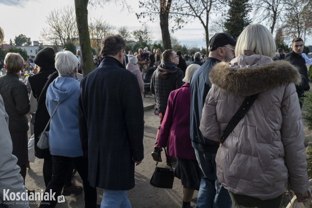 Uroczystość Wszystkich Świętych na kościańskich cmentarzach