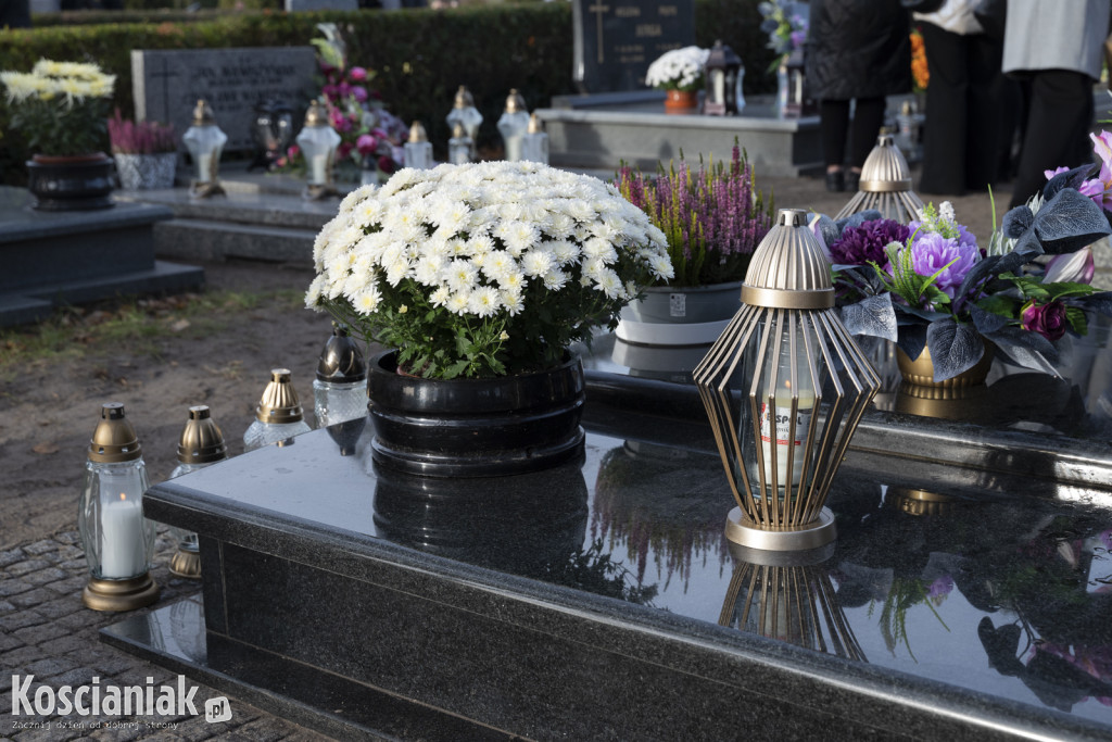 Uroczystość Wszystkich Świętych na kościańskich cmentarzach