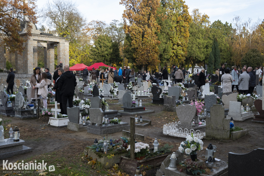 Uroczystość Wszystkich Świętych na kościańskich cmentarzach