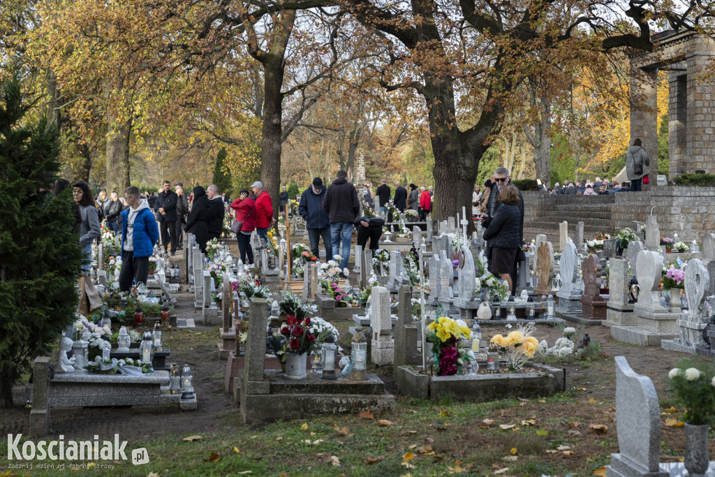 Uroczystość Wszystkich Świętych na kościańskich cmentarzach