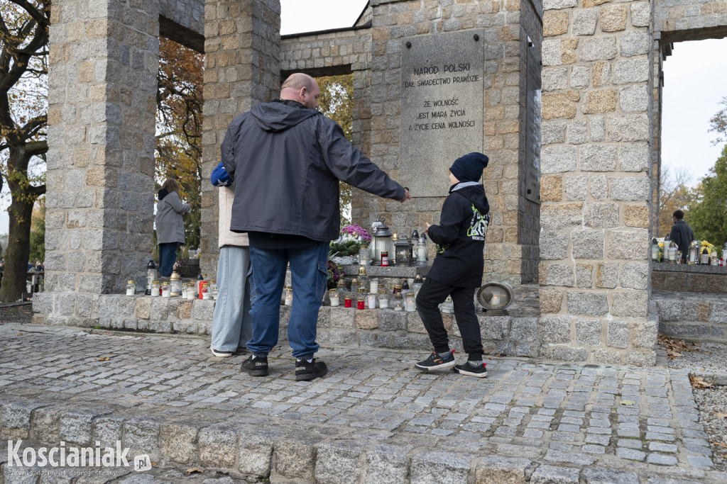 Uroczystość Wszystkich Świętych na kościańskich cmentarzach