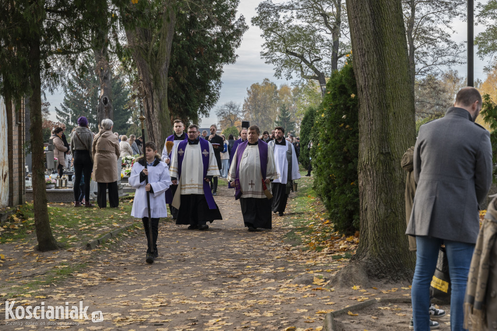 Uroczystość Wszystkich Świętych na kościańskich cmentarzach