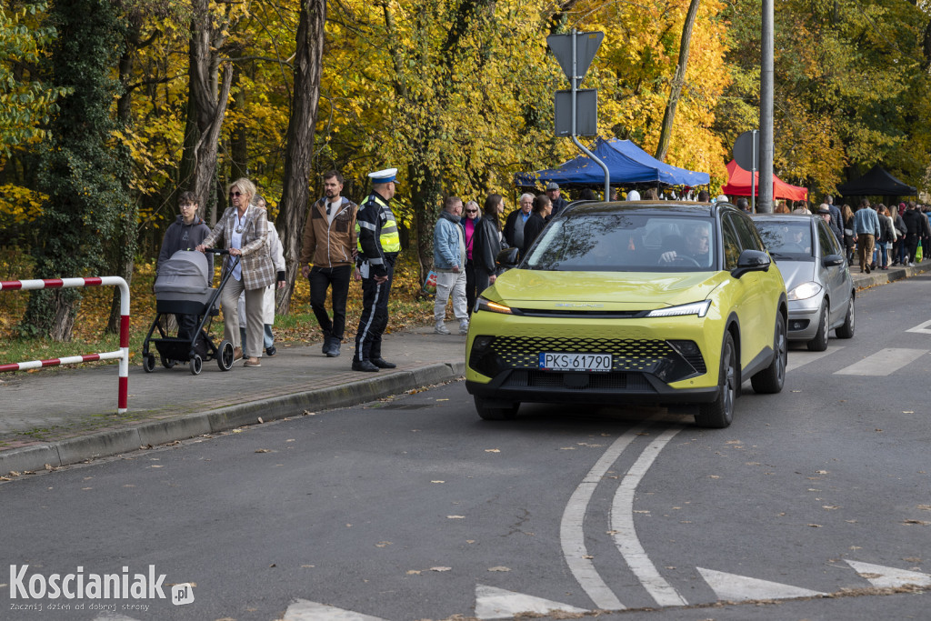 Uroczystość Wszystkich Świętych na kościańskich cmentarzach