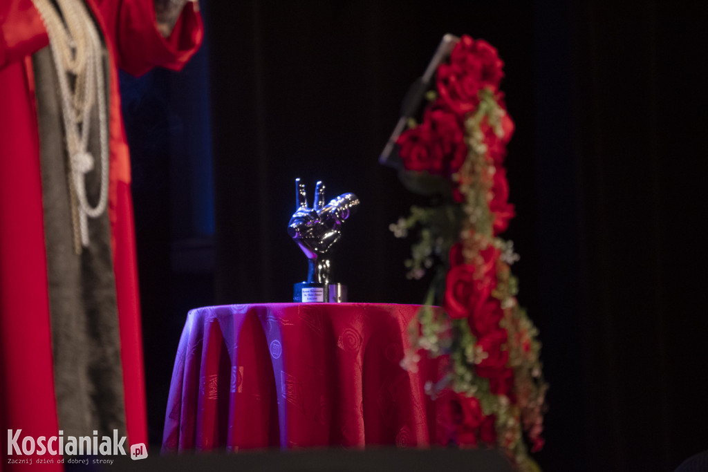 Barbara Parzęczewska porwała kościańskich seniorów