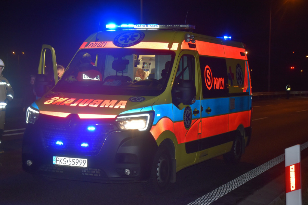 Poważny wypadek na S5. Kierowca zasłabł