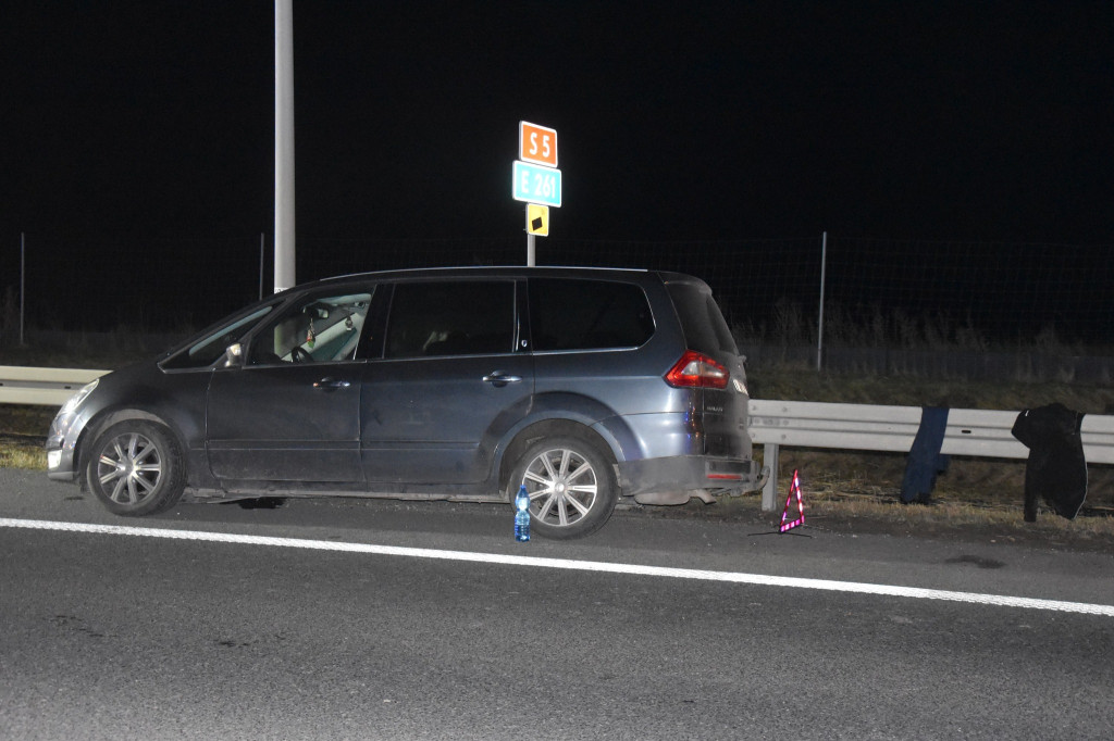 Poważny wypadek na S5. Kierowca zasłabł