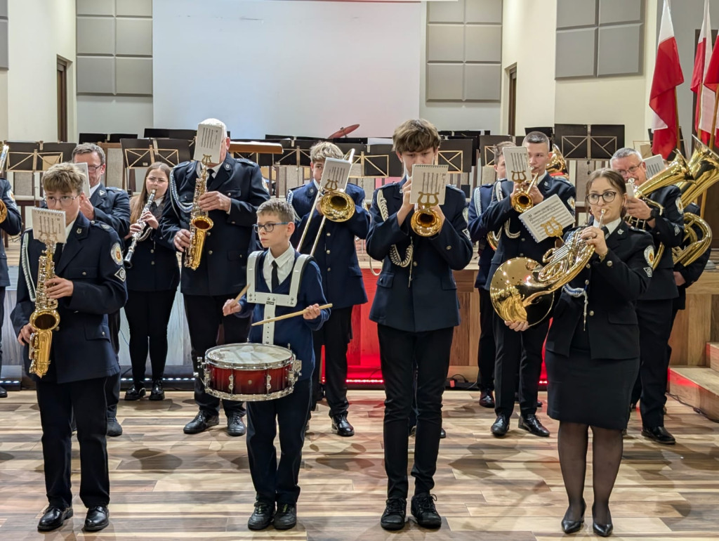 Koncert patriotyczny orkiestry OSP Krzywiń