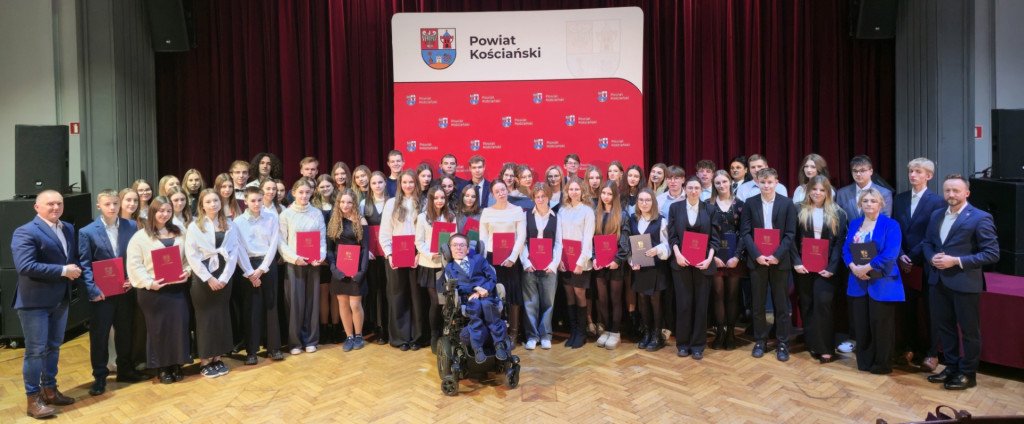 Stypendia i nagrody od starosty i powiatu