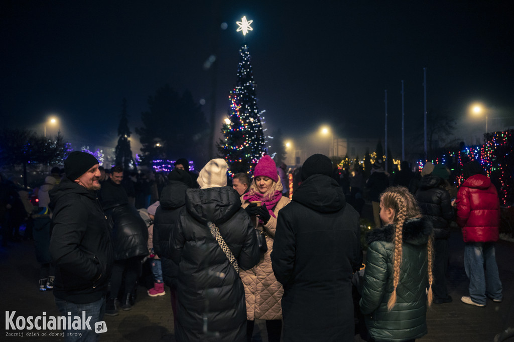 W Czempiniu odpalono świąteczne iluminacje