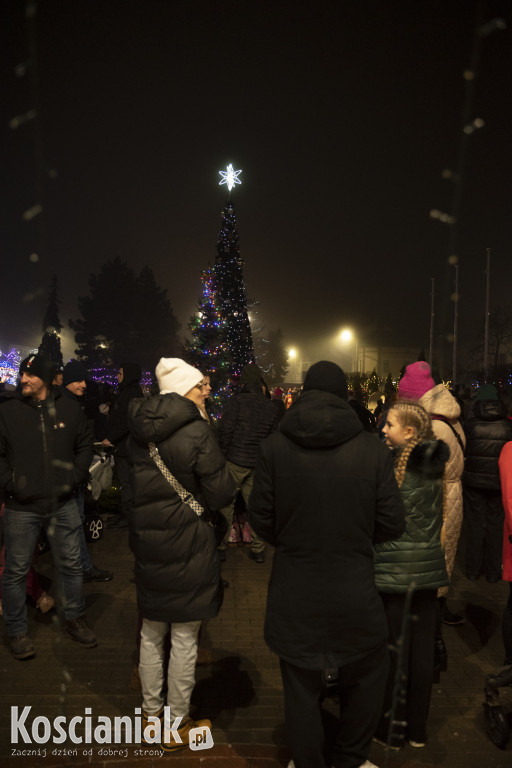 W Czempiniu odpalono świąteczne iluminacje