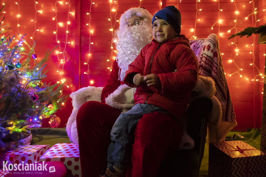 W Czempiniu odpalono świąteczne iluminacje