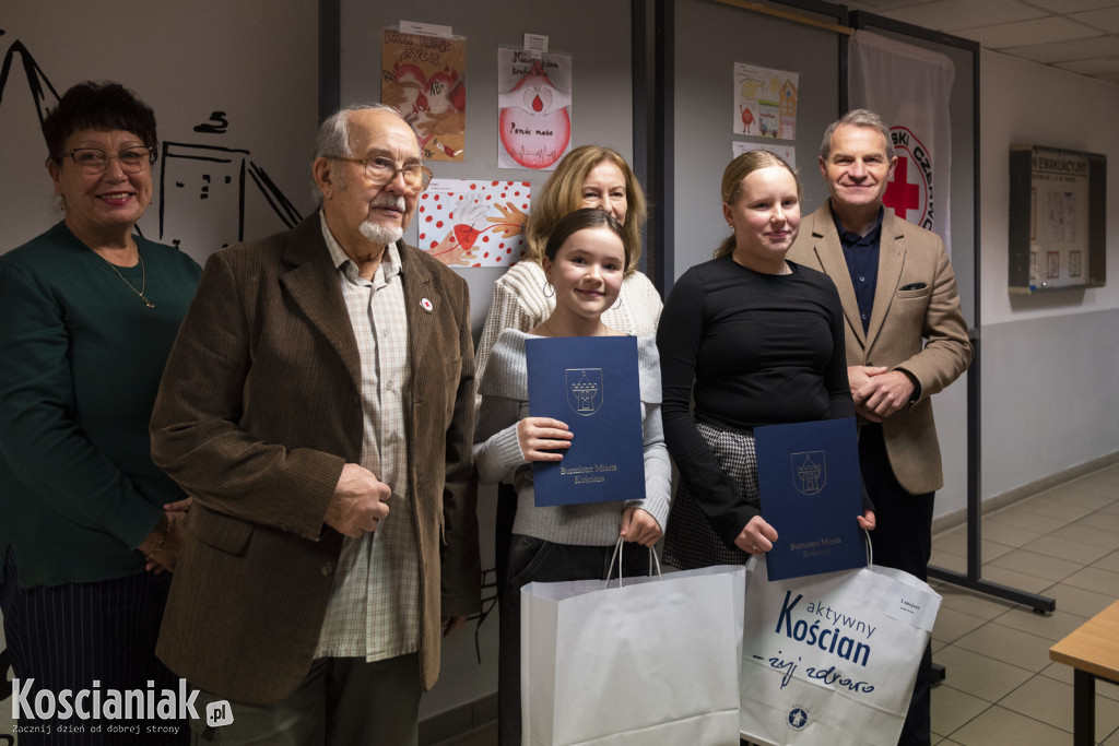 PCK wyróżnił krwiodawców i autorów prac