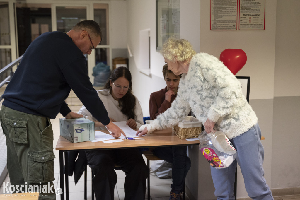 PCK wyróżnił krwiodawców i autorów prac