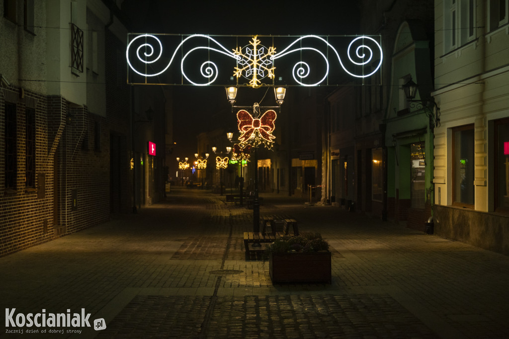 Świąteczne iluminacje w Kościanie już świecą