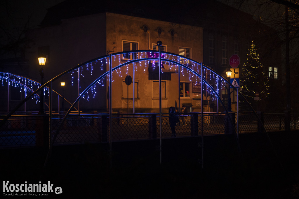 Świąteczne iluminacje w Kościanie już świecą