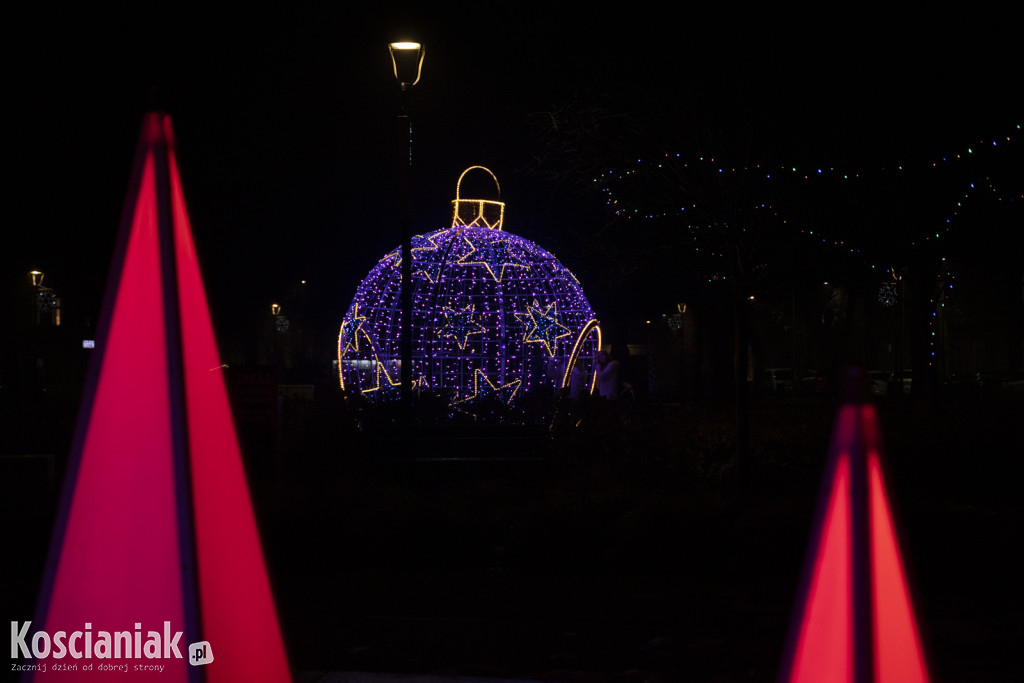 Świąteczne iluminacje w Kościanie już świecą