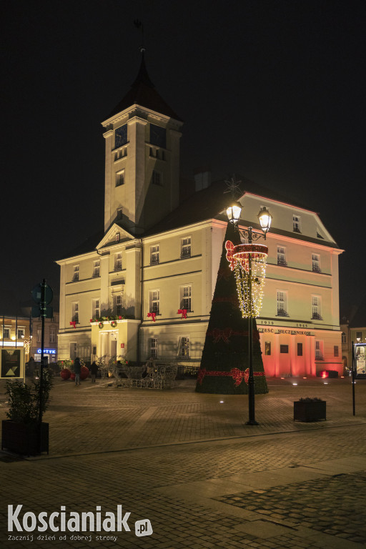 Świąteczne iluminacje w Kościanie już świecą
