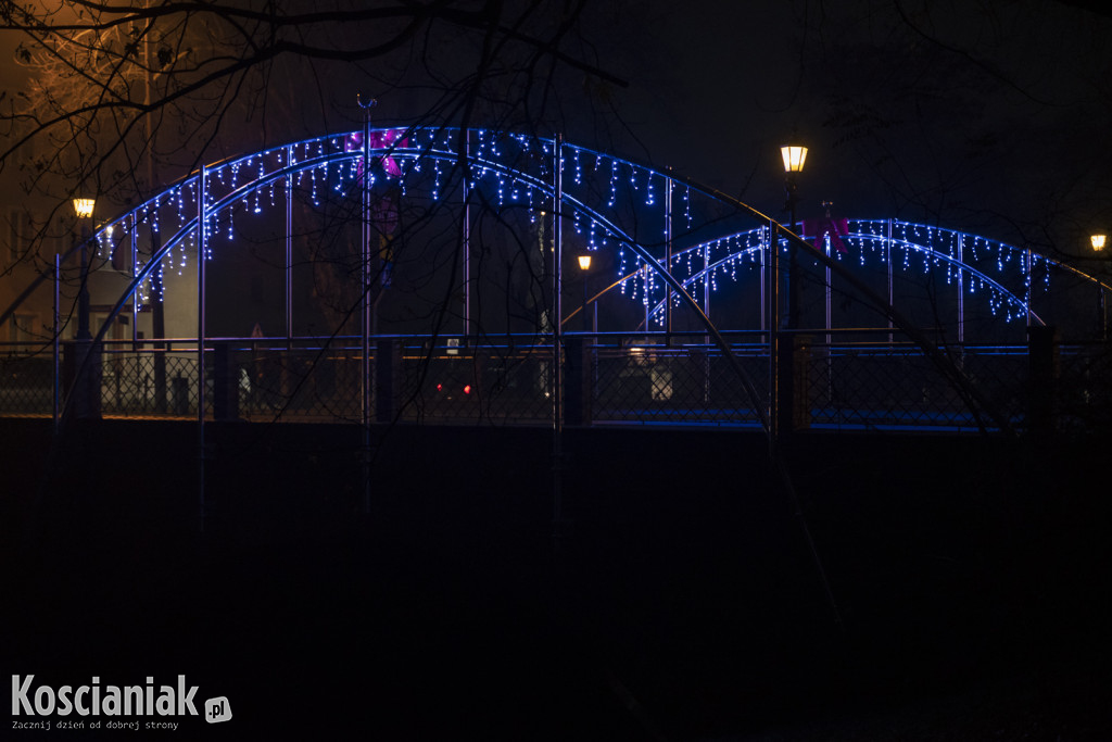 Świąteczne iluminacje w Kościanie już świecą