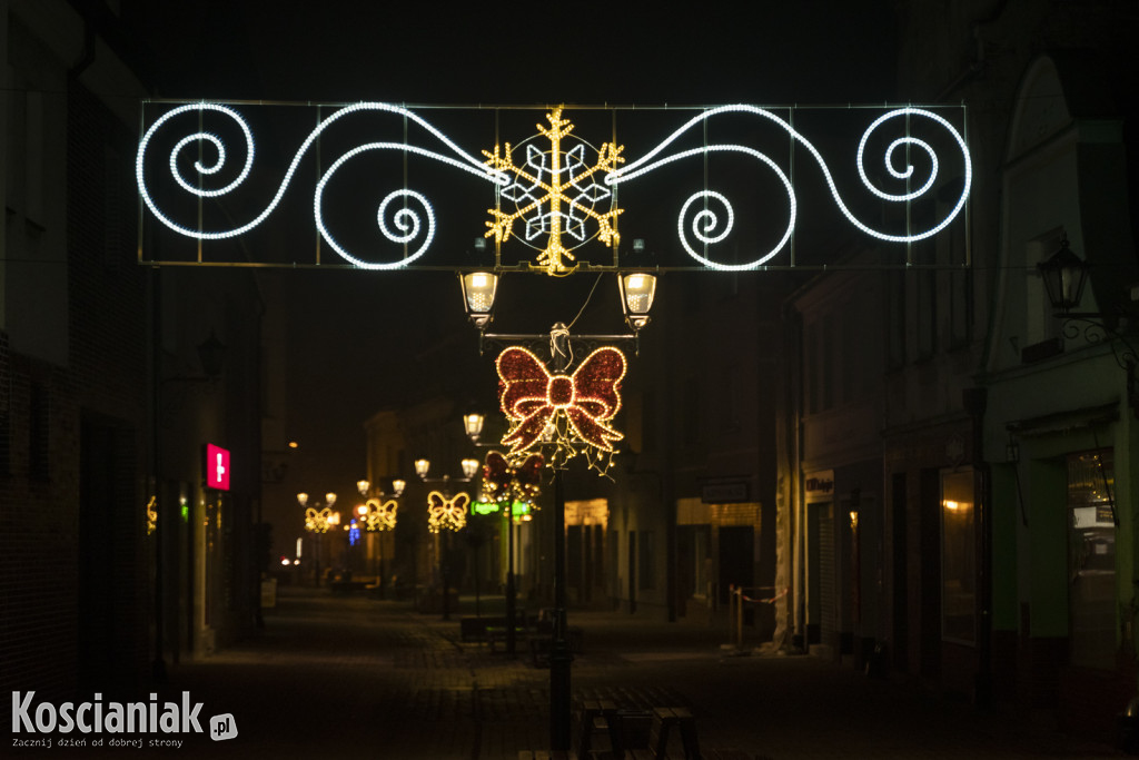 Świąteczne iluminacje w Kościanie już świecą