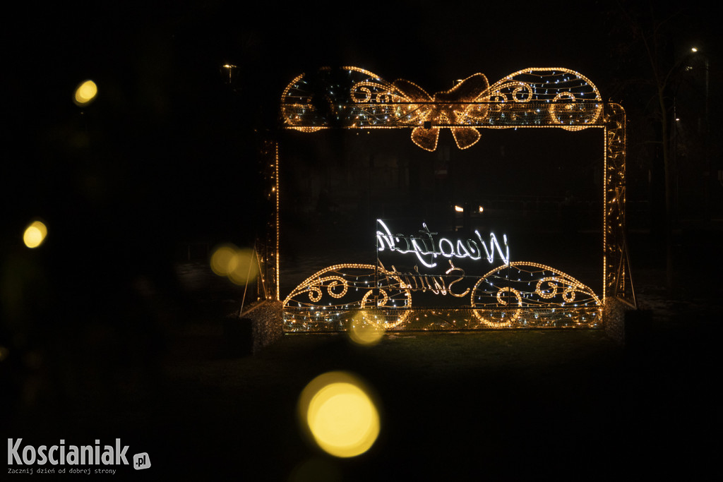 Świąteczne iluminacje w Kościanie już świecą