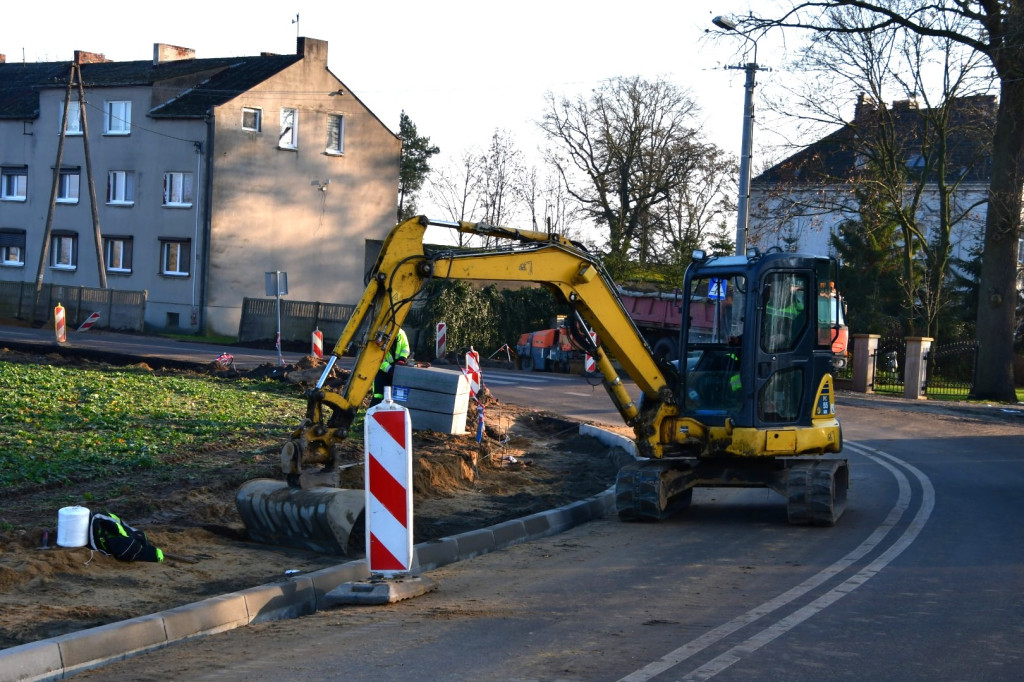 Ruszyła budowa ścieżki z Nacławia do Gryżyny