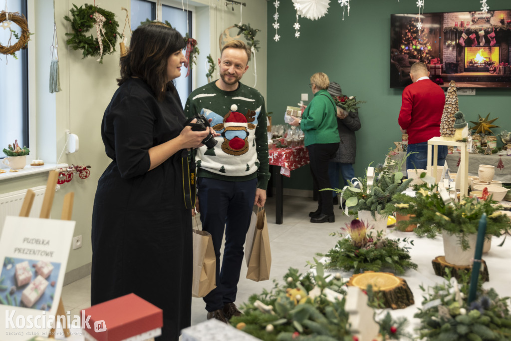 Rękodzieło bożonarodzeniowe w Domu Samopomocy