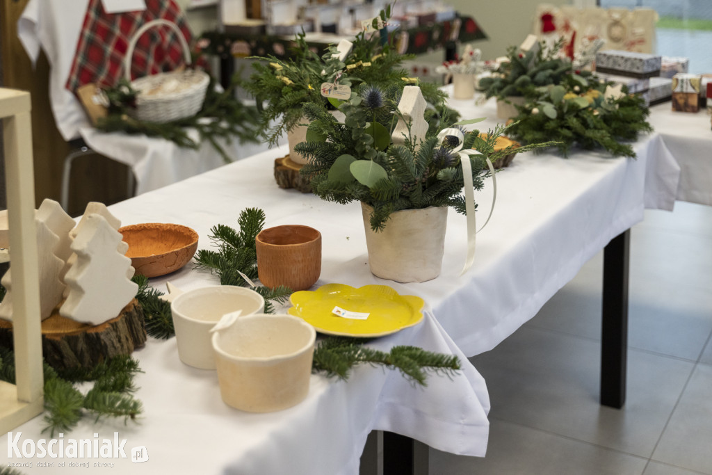 Rękodzieło bożonarodzeniowe w Domu Samopomocy