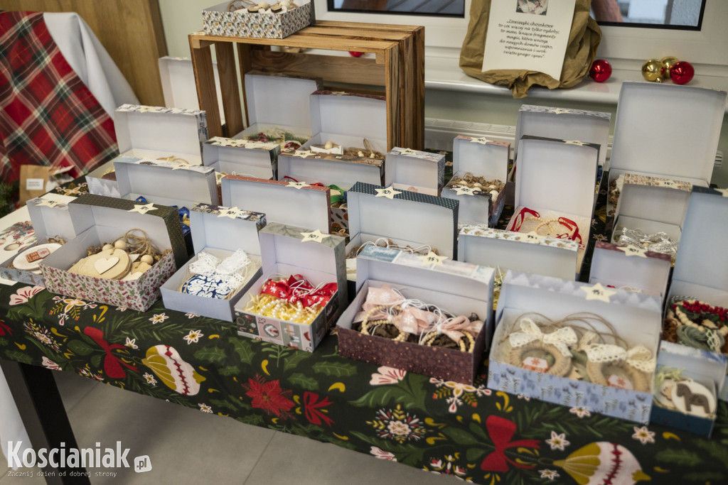 Rękodzieło bożonarodzeniowe w Domu Samopomocy