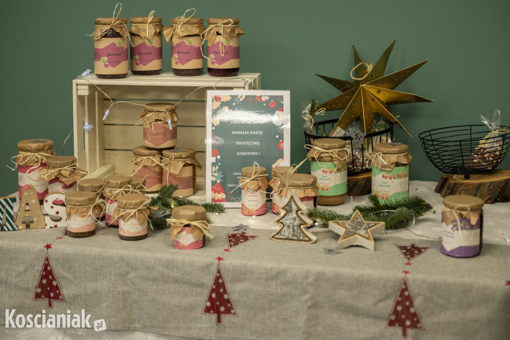 Rękodzieło bożonarodzeniowe w Domu Samopomocy