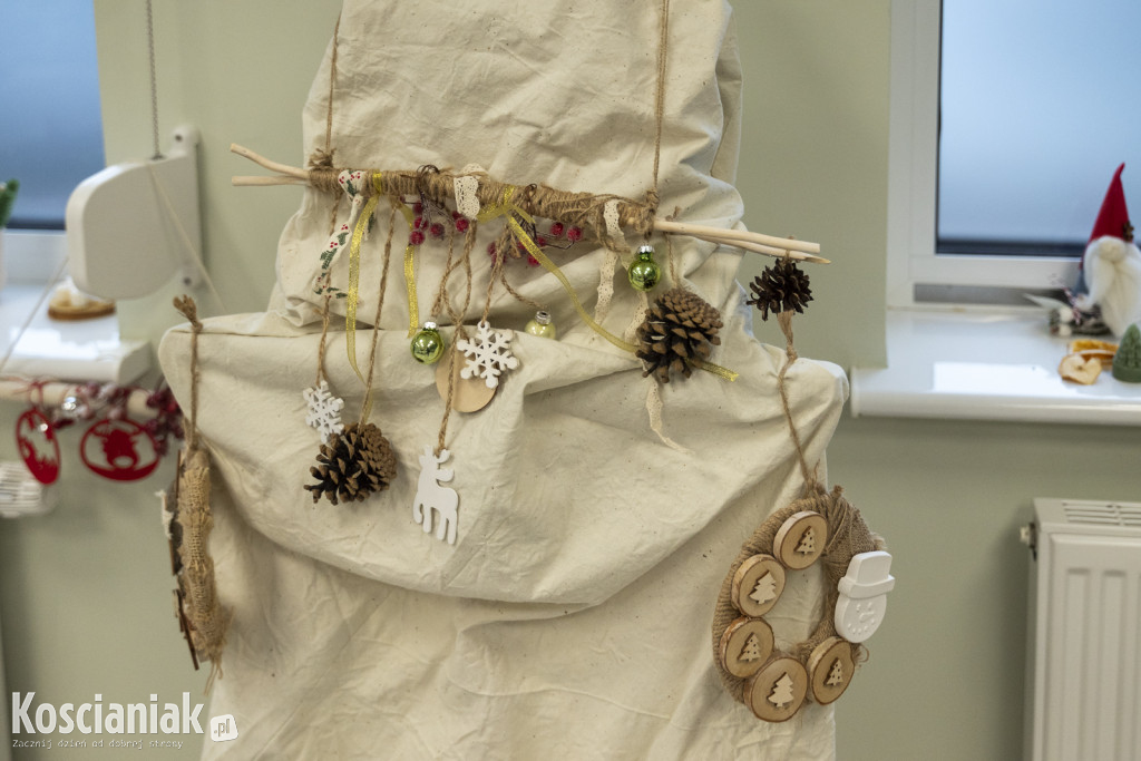 Rękodzieło bożonarodzeniowe w Domu Samopomocy