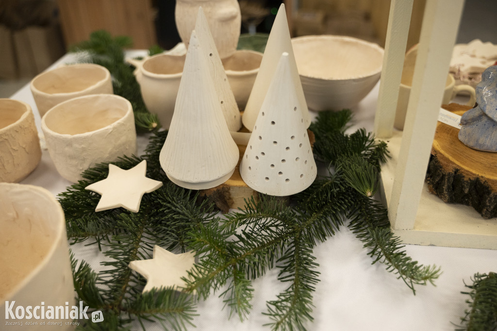 Rękodzieło bożonarodzeniowe w Domu Samopomocy