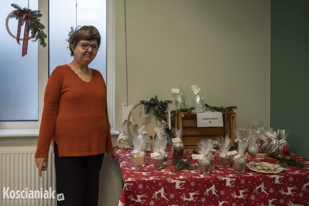Rękodzieło bożonarodzeniowe w Domu Samopomocy