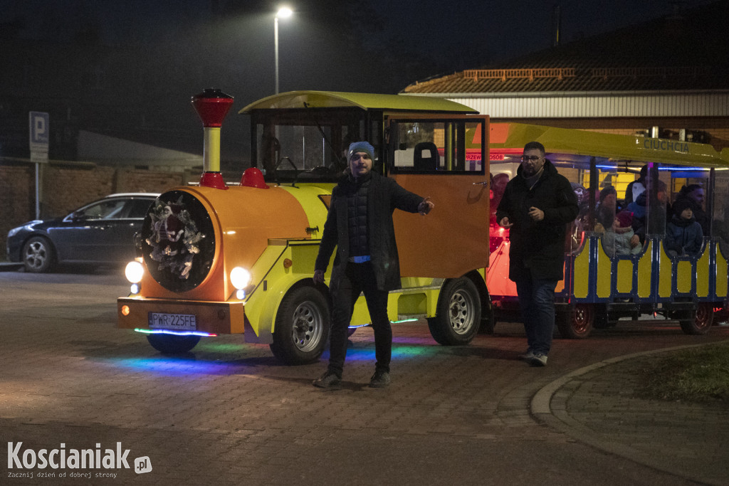 Parada Mikołajkowa przeszła ulicami Kościana