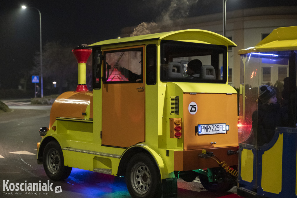 Parada Mikołajkowa przeszła ulicami Kościana