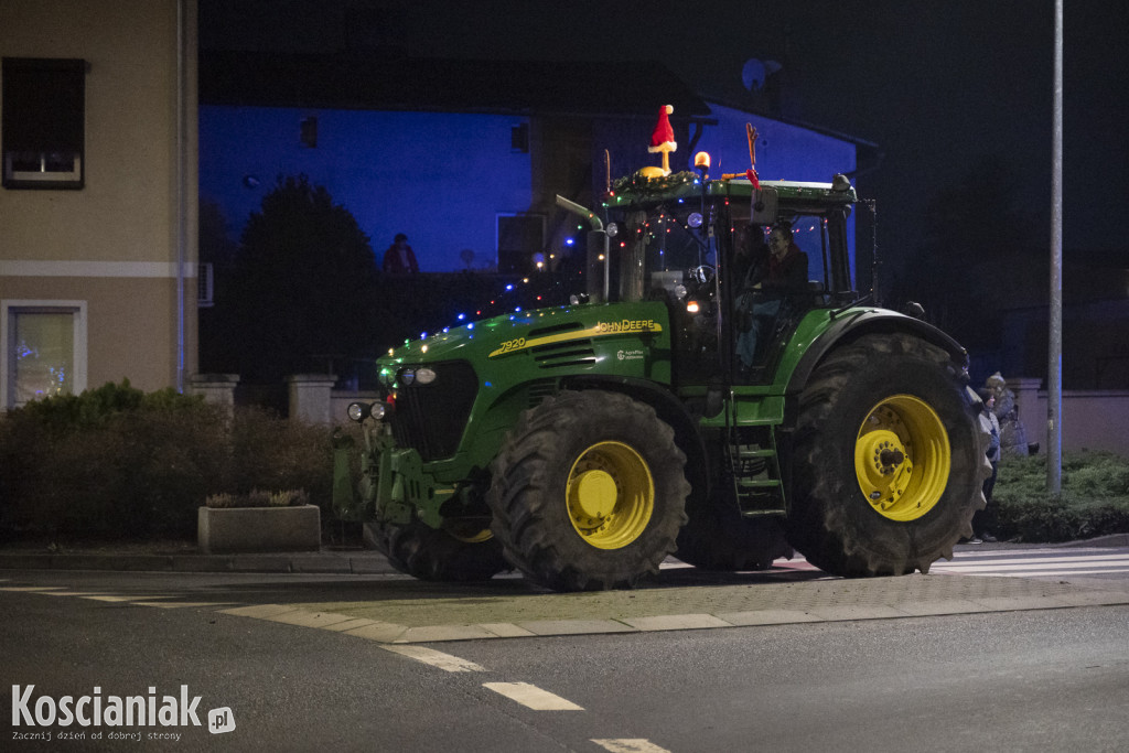 Parada Mikołajkowa przeszła ulicami Kościana