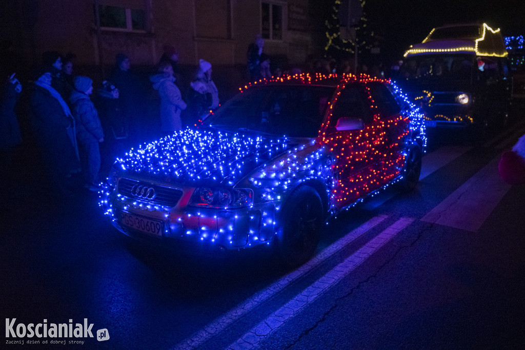 Parada Mikołajkowa przeszła ulicami Kościana