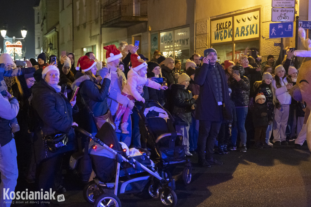 Parada Mikołajkowa przeszła ulicami Kościana