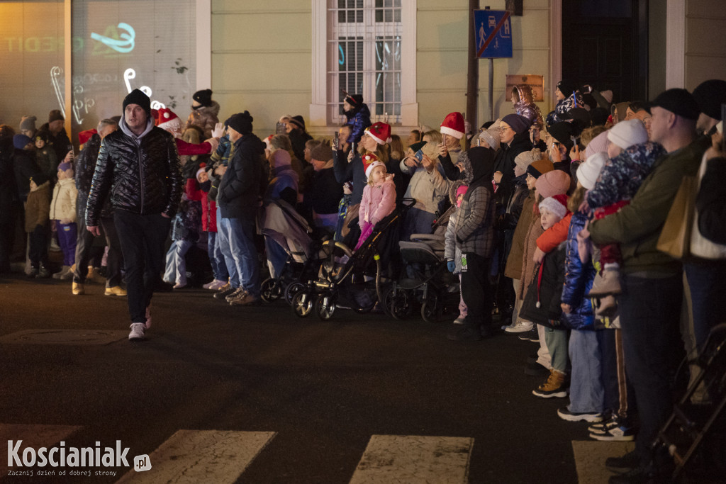 Parada Mikołajkowa przeszła ulicami Kościana