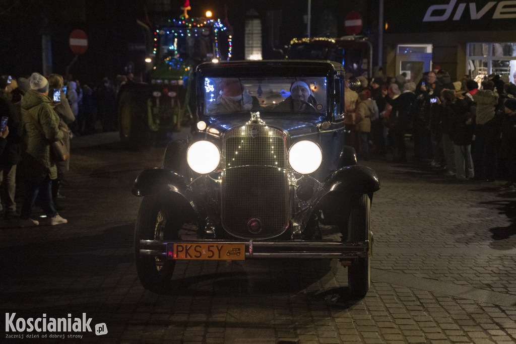 Parada Mikołajkowa przeszła ulicami Kościana