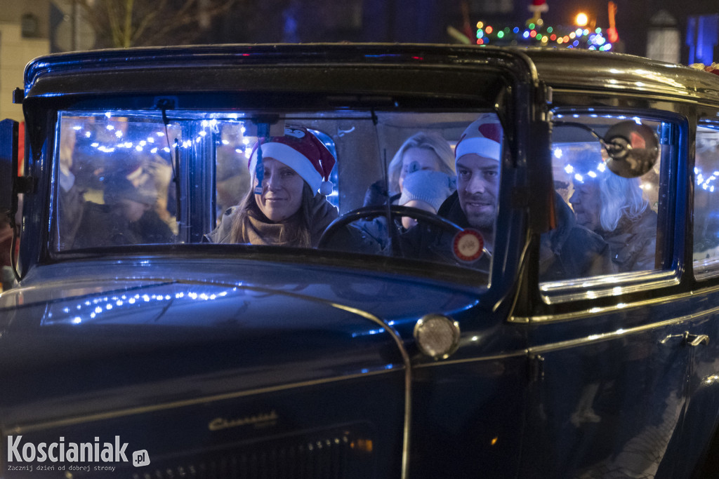 Parada Mikołajkowa przeszła ulicami Kościana