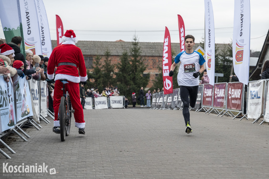 Bieg Elfa w Pogoni za Mikołajem w Krzywiniu